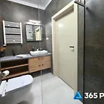 365pam - Ku Morzu Z Basenem Przy Plazy